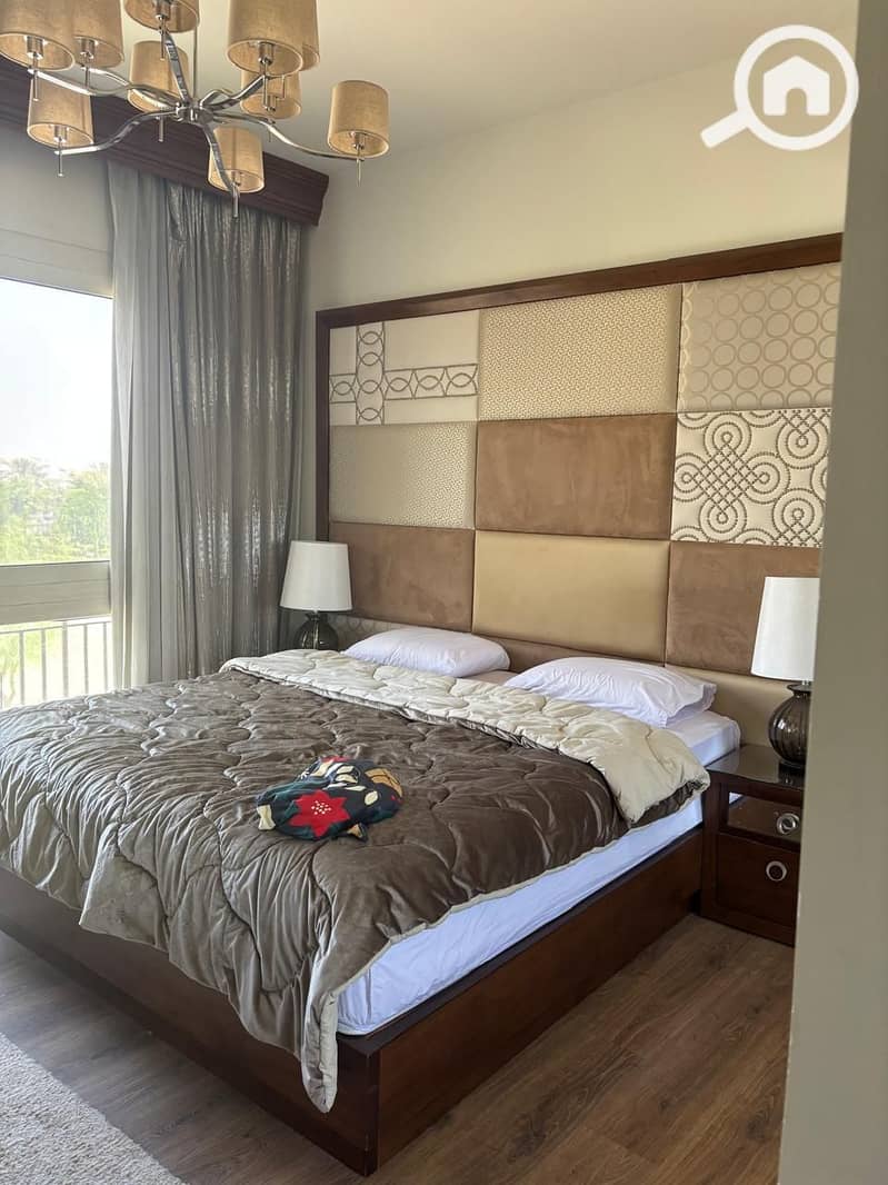 5 28416f77-0a3b-4f82-b266-74136e4d1827. jpg