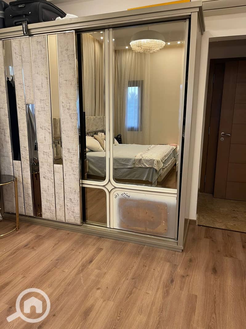 7 b3977ba1-cc68-4726-89fe-63b0627acfb1. jpg