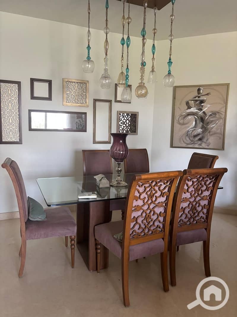 8 cd5206f7-a201-4034-bb09-a8f006e176a4. jpg