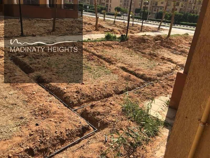 5 8c9fabe3-52cb-42e2-9b08-5fe06ed40513. jpg