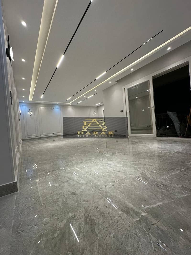 9 15d8060f-f409-4659-b8b9-2bfb3a08bd08. jpg