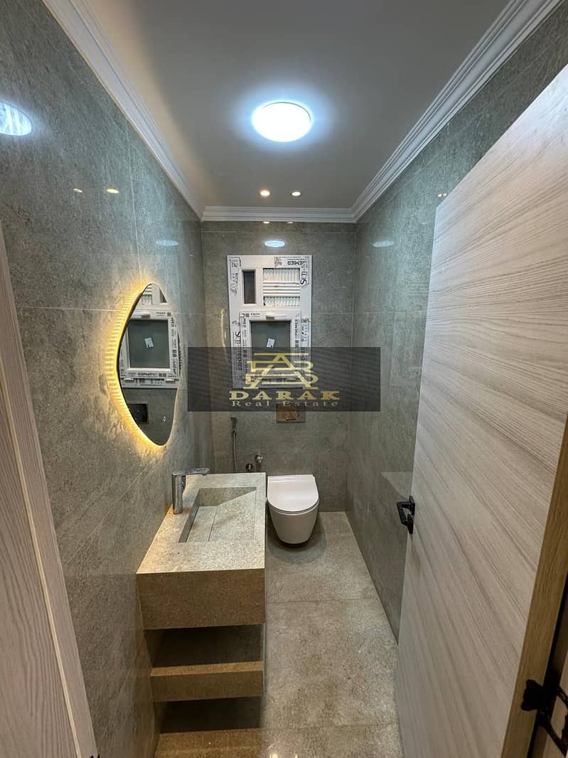 10 91ebfbc4-955e-4cbb-a3bb-44eee6e765e4. jpg