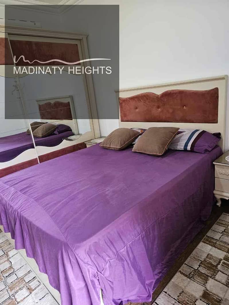 12 b95d1799-5192-44ea-af5f-af77d894e07c. jpg