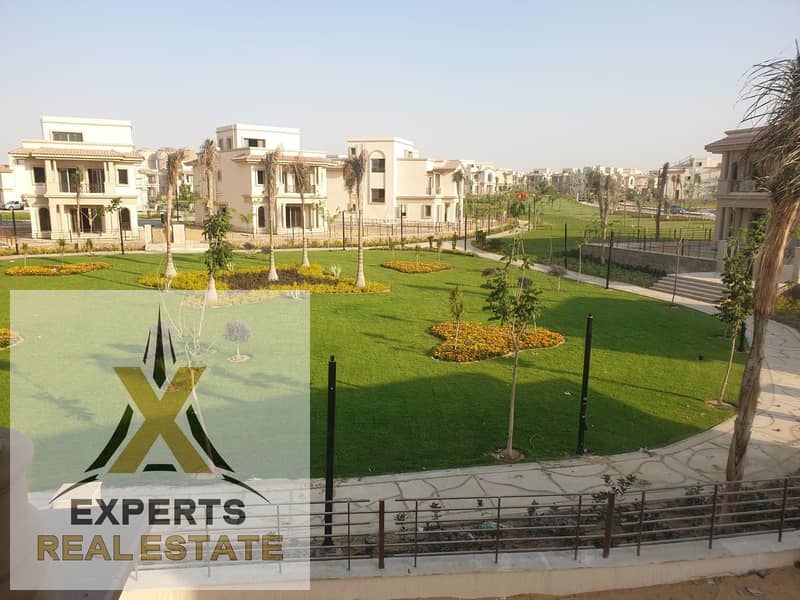 15 e8e1b2e7-e7f9-4939-acfe-7c3b8af743f7. jpg