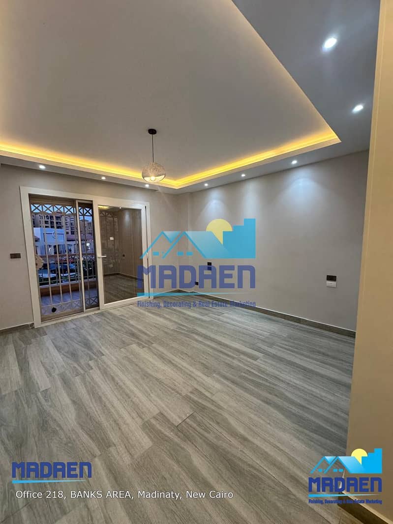 14 e538da90-81e4-4e26-87ee-74516bd62b2d. jpg