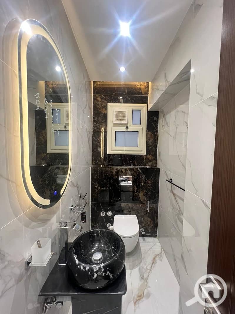 4 WhatsApp Image 2025-10-16 at 15.46. 22_5d68c66a. jpg