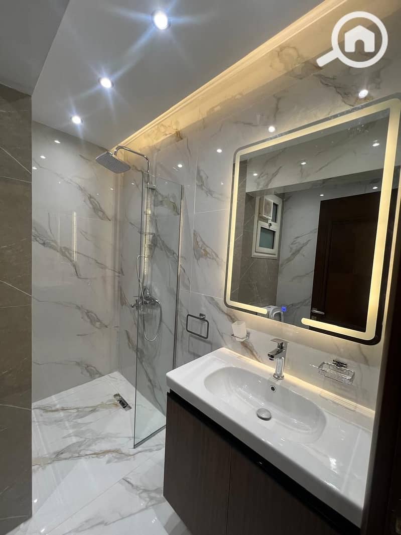 16 WhatsApp Image 2025-10-16 at 15.46. 37_514dfd9e. jpg