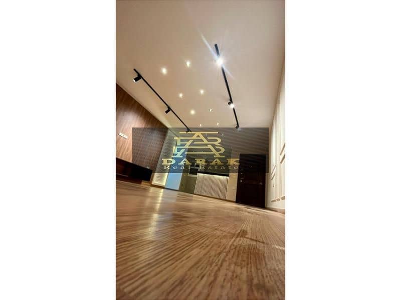 3 c83a0e0e-4daa-4c6c-a542-71e183e3e201. jpg