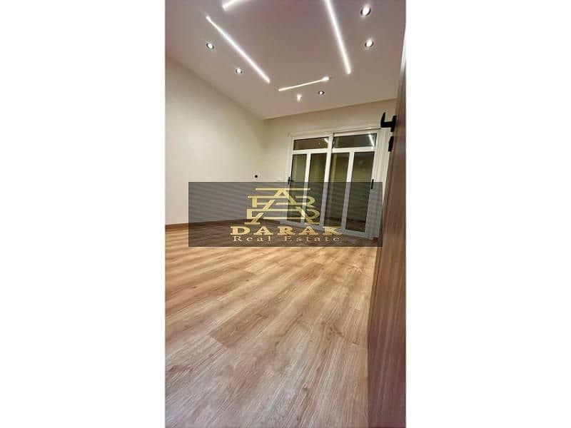 8 204b5bc3-b611-47d8-94dc-77142e641399. jpg