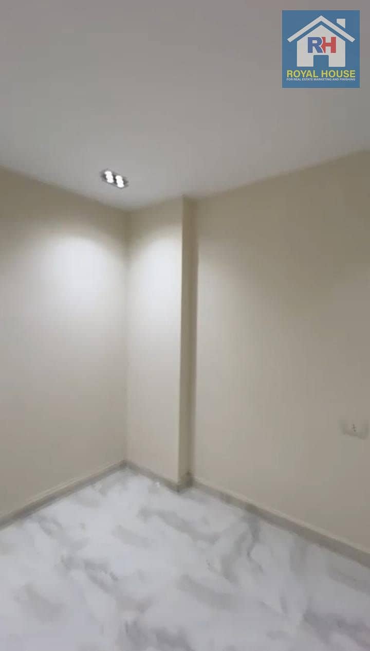 8 1abc7f11-ff64-4b6e-97dc-cf1e124bfe57. jpeg