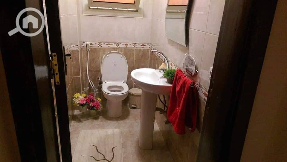 2 c8bb144a-59a6-47fd-99a1-3c3799dd7514. jpg