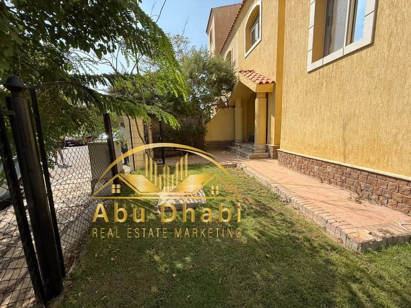 13 577437967_821070154003216_644880615543148631_n. jpg