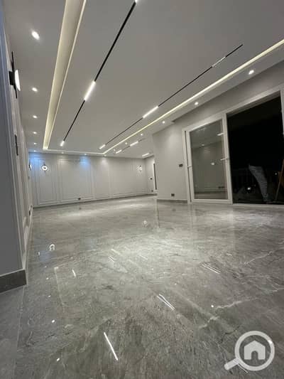 3 Bedroom Flat for Sale in Madinaty, Cairo - صورة واتساب بتاريخ 1447-05-13 في 20.37. 01_c5ce7491. jpg