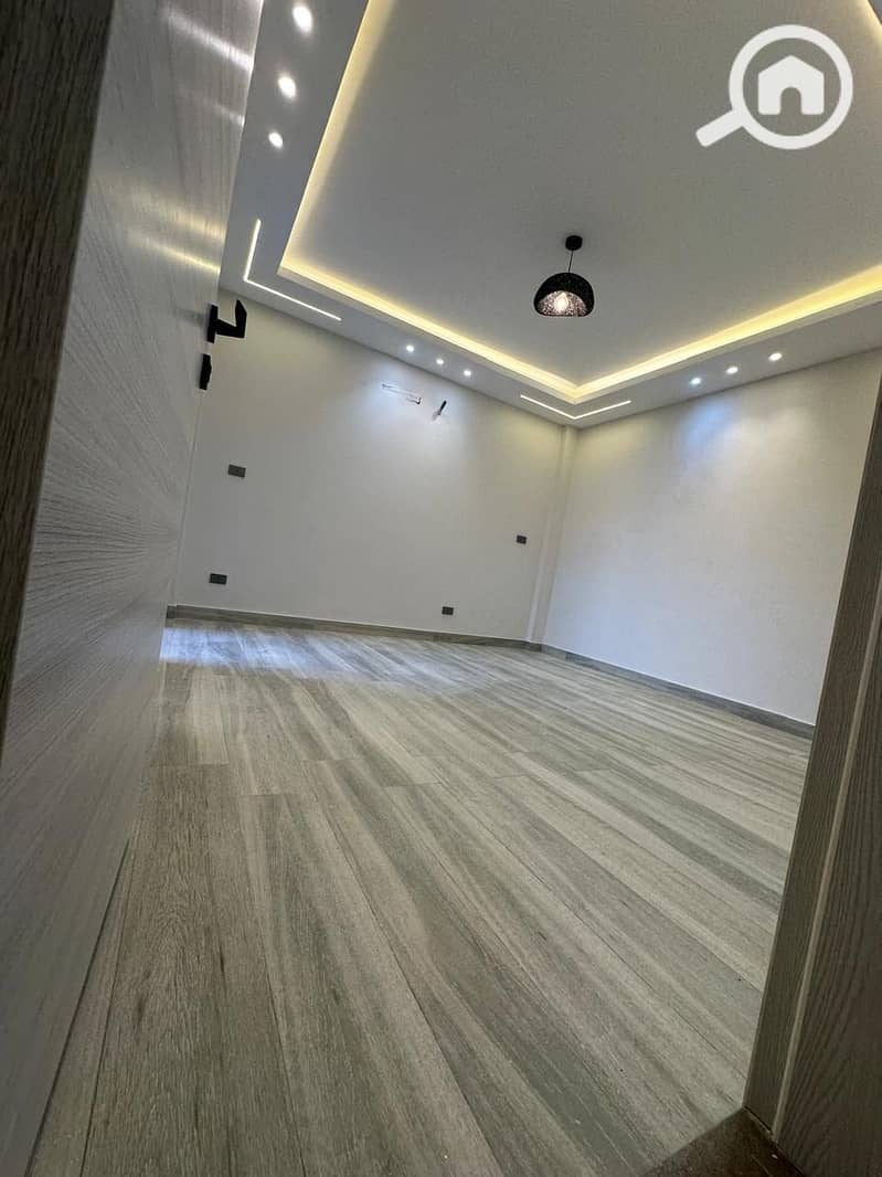 6 صورة واتساب بتاريخ 1447-05-13 في 20.36. 57_cec19570. jpg