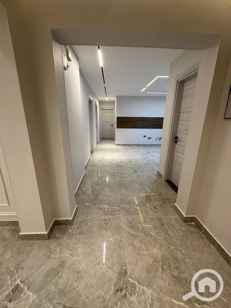 16 صورة واتساب بتاريخ 1447-05-13 في 20.37. 04_260d521e. jpg