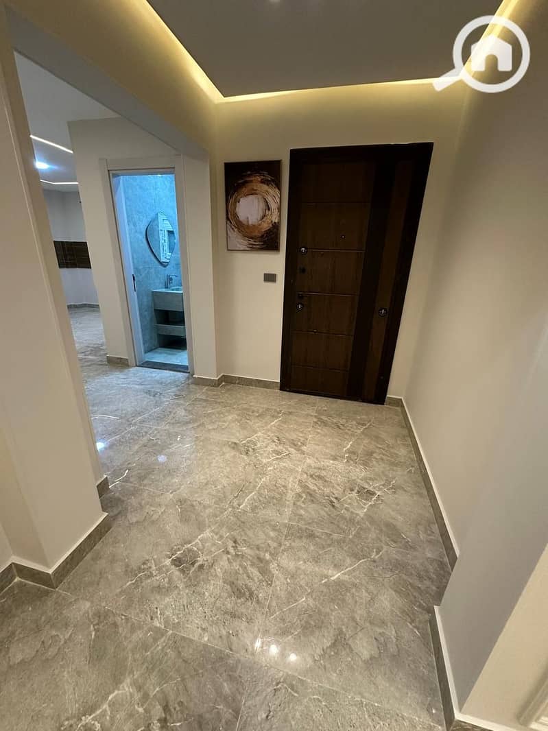 18 صورة واتساب بتاريخ 1447-05-13 في 20.37. 03_de905128. jpg