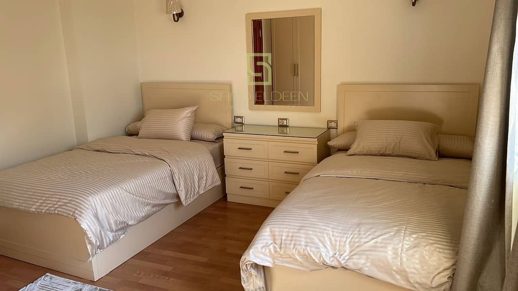 17 d801c0cf-b6d5-468f-bfc3-8d89aa33e4d2. jpg