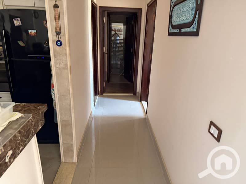 4 7120f0b5-f07c-4f58-8c77-650bcd7df677. jpeg