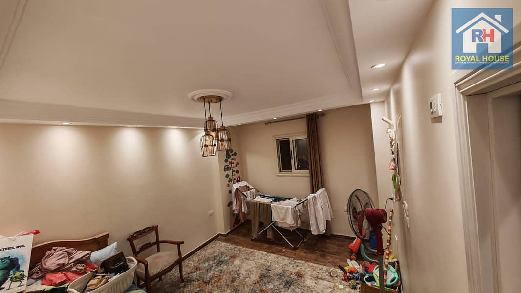 5 6f1b1811-d34a-4bcd-ac11-dd685a935fa6. jpeg