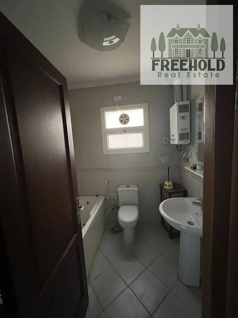 11 WhatsApp Image 2025-11-04 at 06.42. 25. jpeg