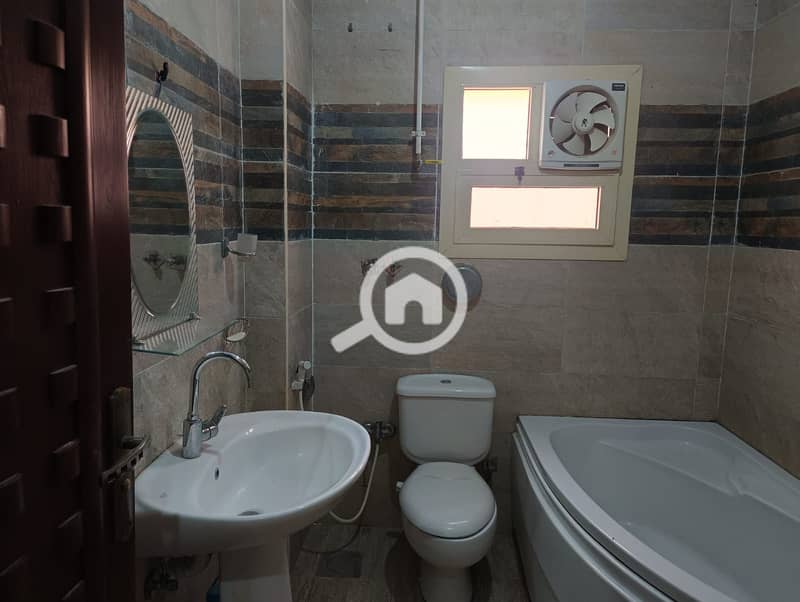 10 WhatsApp Image 2025-11-05 at 11.14. 12_deddb97a. jpg