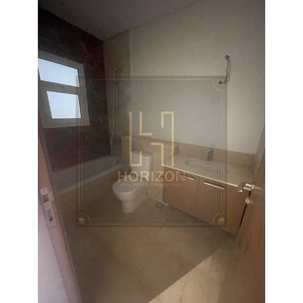 5 WhatsApp Image 2025-11-05 at 11.46. 25 AM (2). jpg