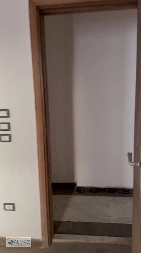 6 WhatsApp Image 2025-11-05 at 11.51. 54 AM (1). jpeg