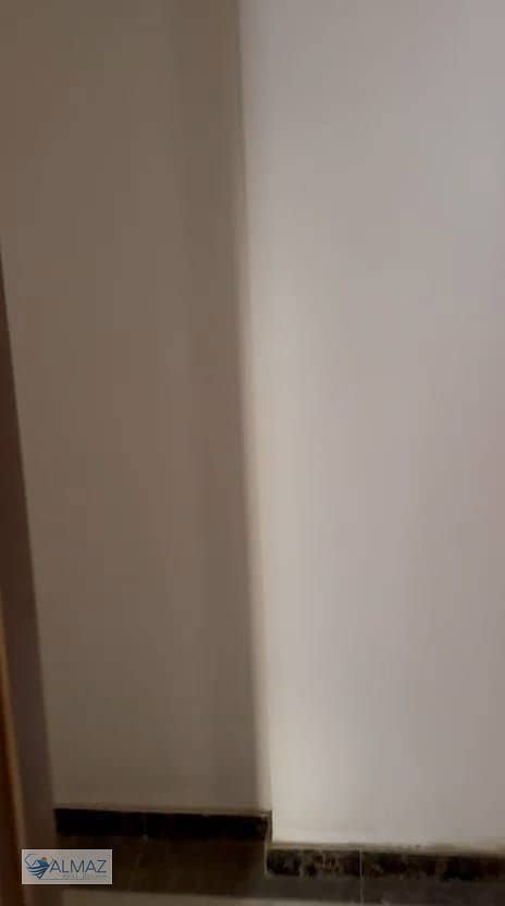 10 WhatsApp Image 2025-11-05 at 11.51. 54 AM. jpeg