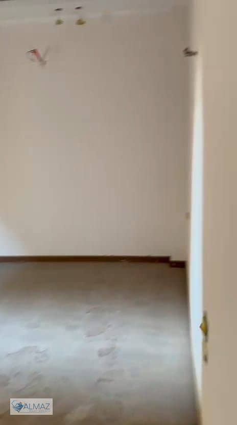 21 WhatsApp Image 2025-11-05 at 11.51. 57 AM (3). jpeg