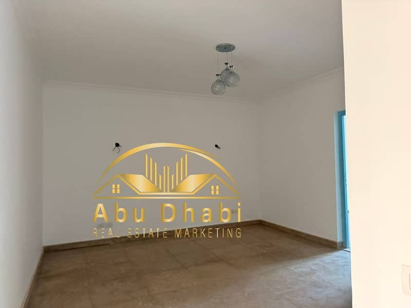 8 571028234_811798171597081_6562393638628560251_n. jpg