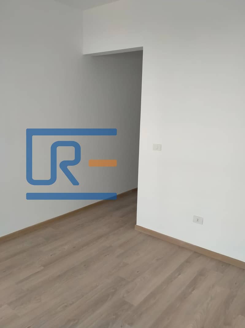 10 WhatsApp Image 2025-11-02 at 8.42. 55 PM. jpeg