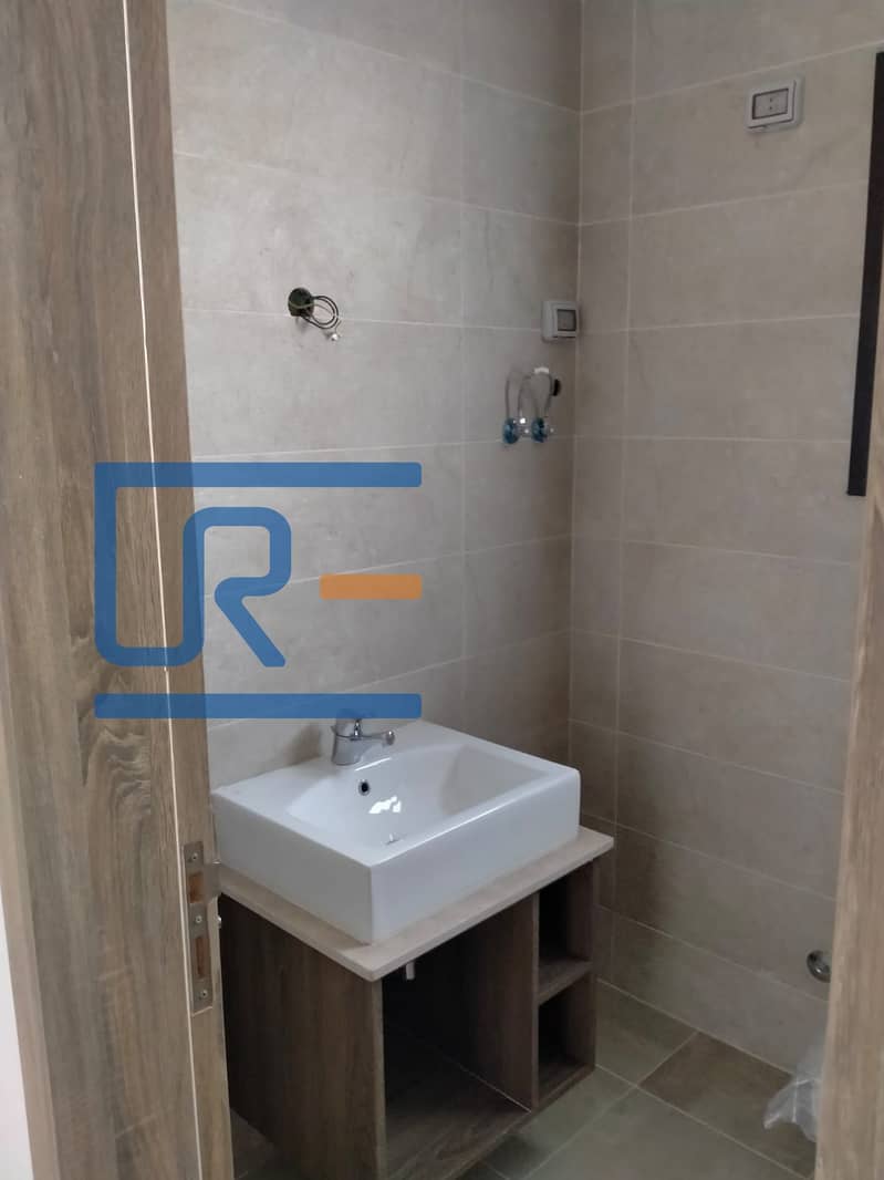 14 WhatsApp Image 2025-11-02 at 8.43. 02 PM. jpeg