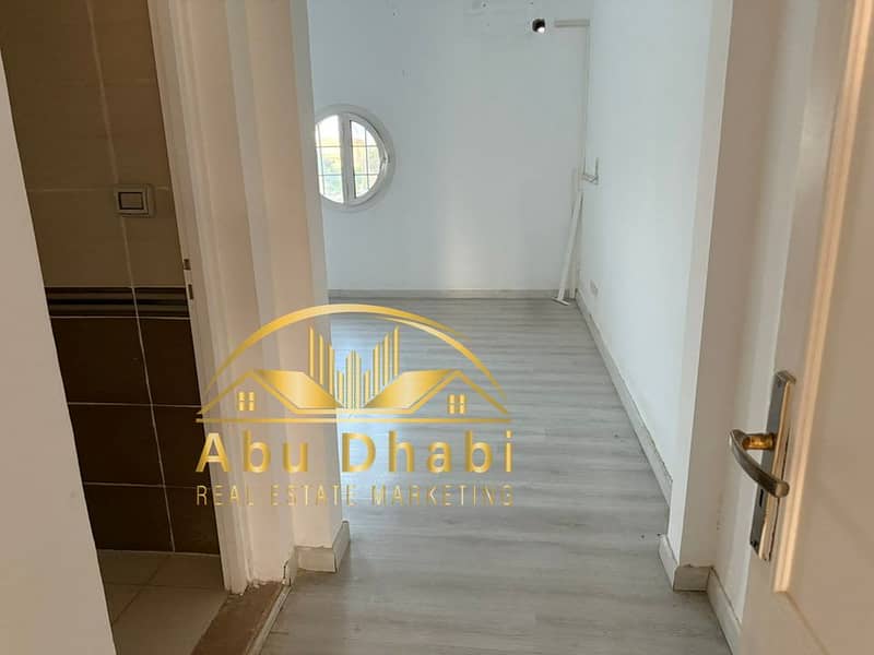 8 547500151_775411115235787_8796428607378573381_n. jpg