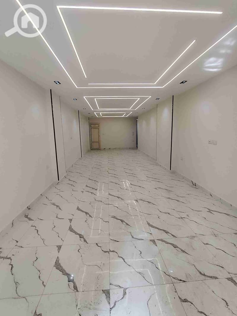 1000425222. jpg 1000425222. jpg