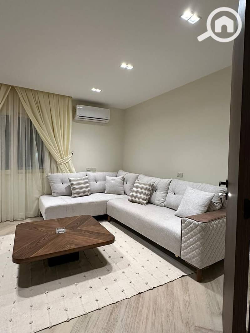 10 WhatsApp Image 2025-11-04 at 13.22. 49_61970e50. jpg