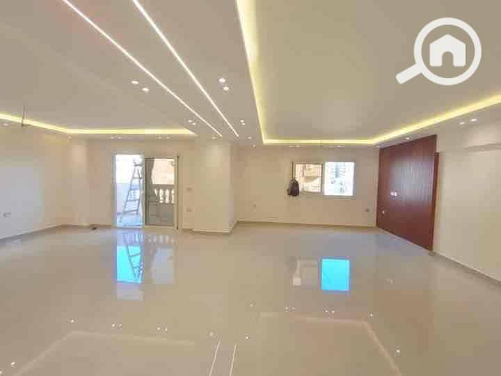 2 b23f59d4-1390-4014-8e24-c7767b163218. jpg