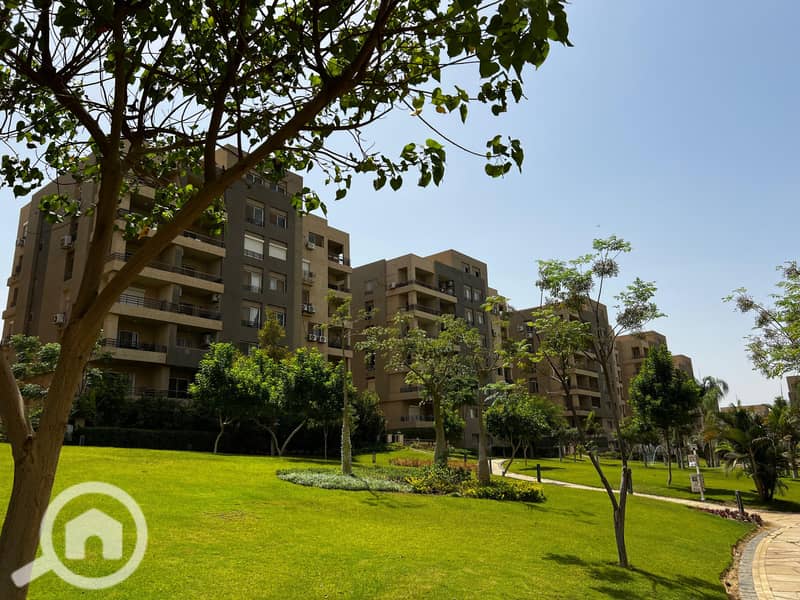 12 923fe00c-3df9-40f6-af28-235a673da06f. jpg