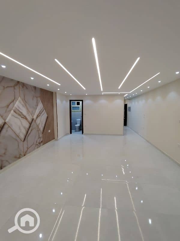 للبيع شقه 170 م جانبي من المريوطيه فيصل الرئيسي