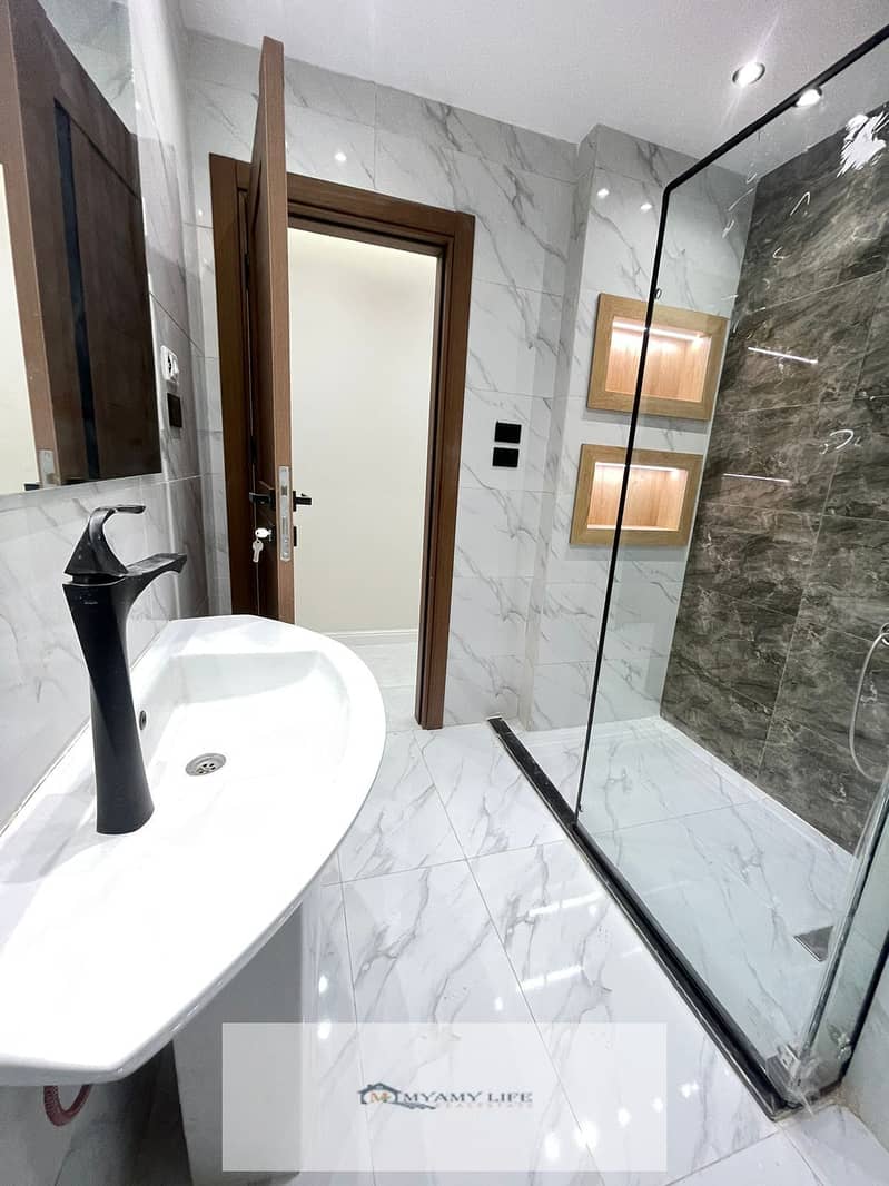 17 WhatsApp Image 2025-11-04 at 8.16. 30 PM (2). jpeg