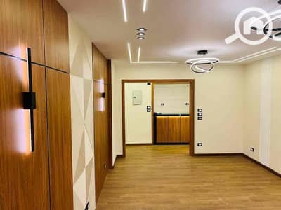 3 Bedroom Flat for Sale in New Cairo, Cairo - 506253cf-ef27-48b2-8d2e-f4e49598503b. jpg