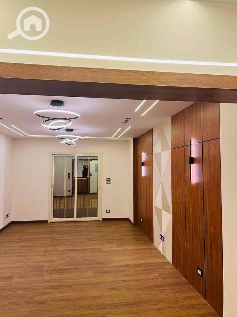 2 a7d7ad3b-19c4-4f47-a0aa-b270cdbd219a. jpg