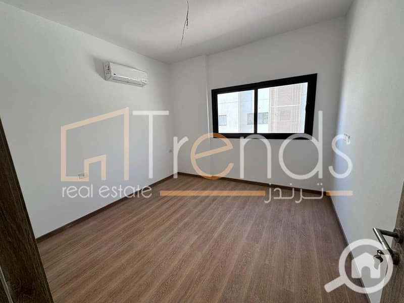 9 WhatsApp Image 2024-10-01 at 12.50. 47 PM. jpg