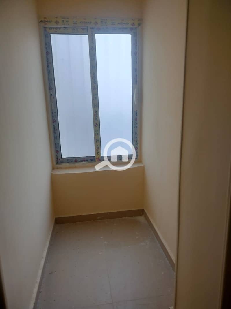 2 photo_1_2025-11-05_12-25-25. jpg