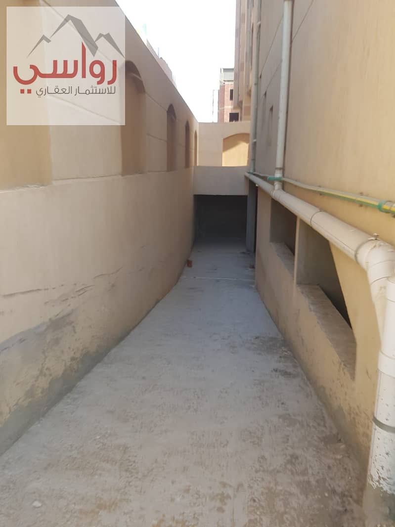 4 WhatsApp Image 2025-05-06 at 4.04. 15 PM. jpeg