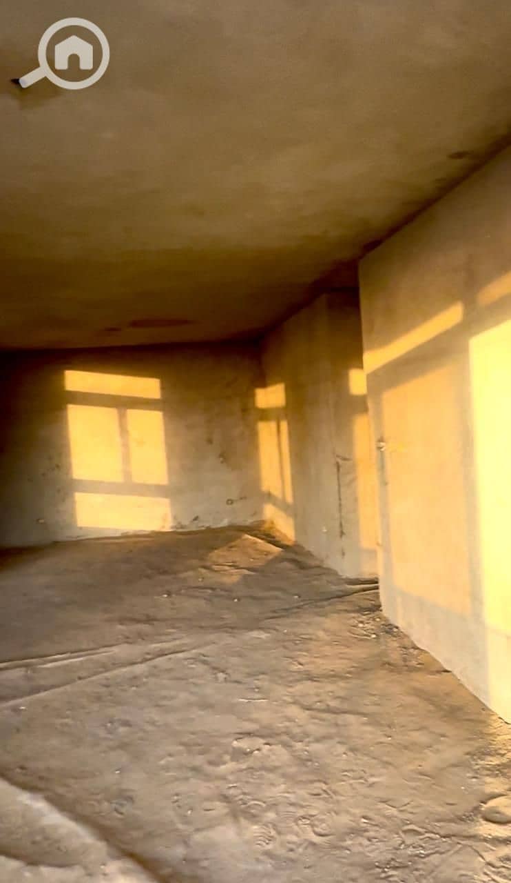 8 2238d053-ac5e-43c2-91e0-606b482560c6. jpg