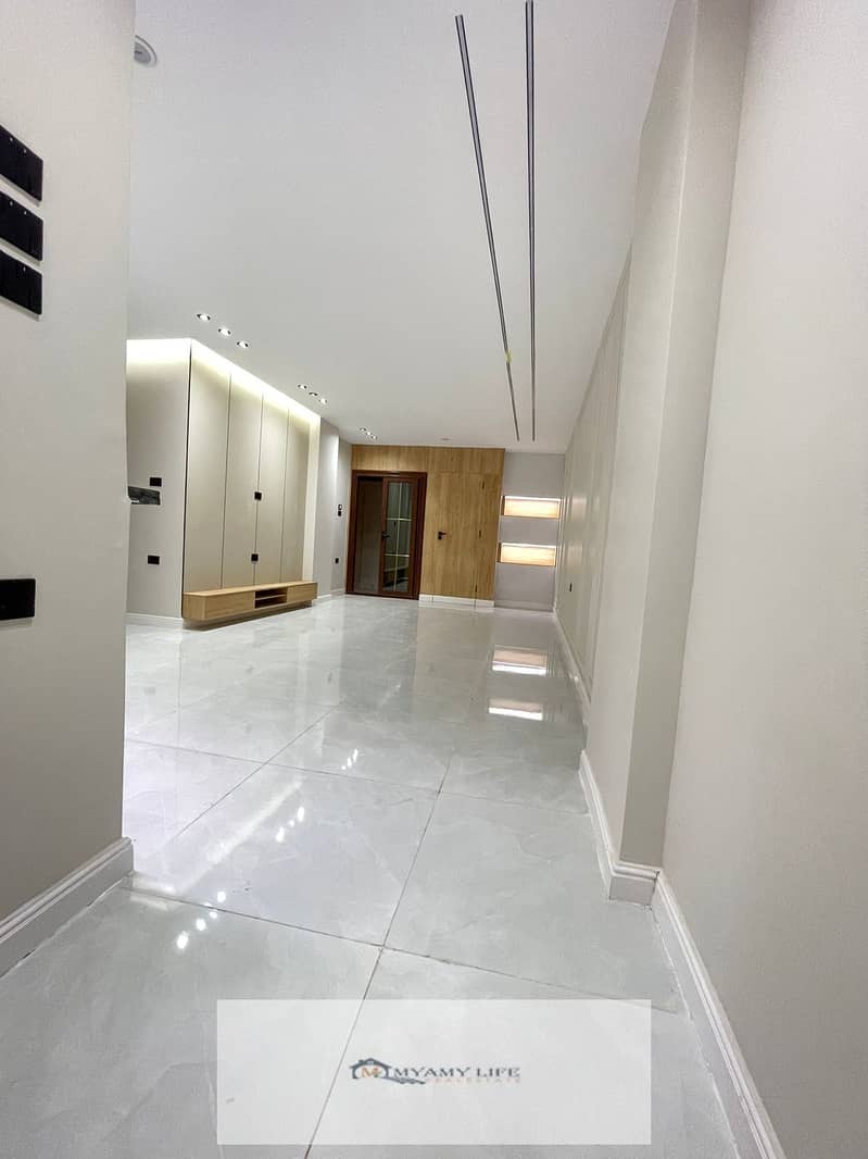 18 WhatsApp Image 2025-11-04 at 8.16. 30 PM. jpeg