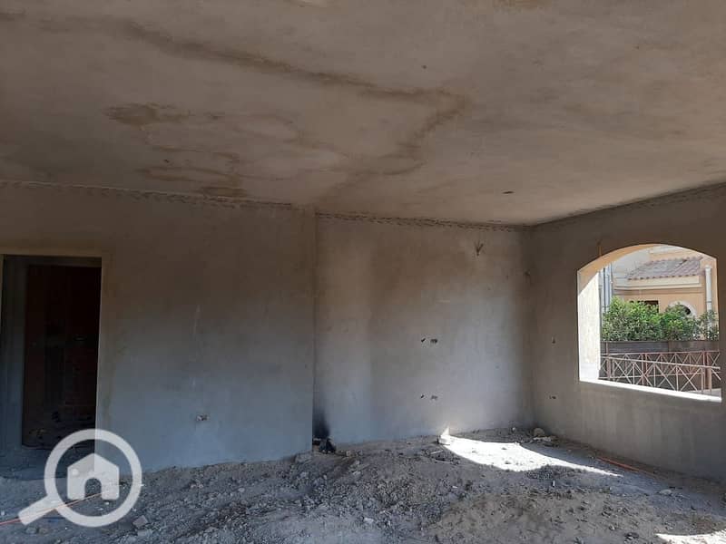 6 471d94a8-29b7-400b-ad9b-cdc8d3d6d999. jpg