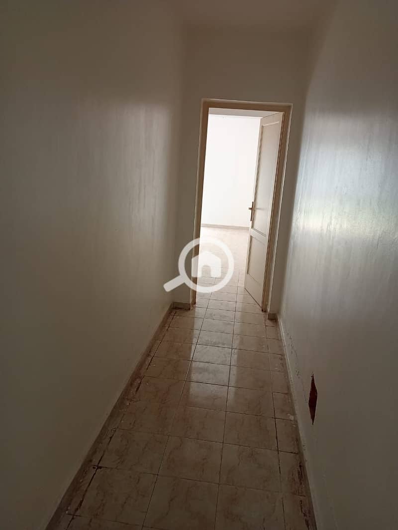 4 cb938cd9-47a9-47ea-b0aa-06c2a050e03c. jpeg