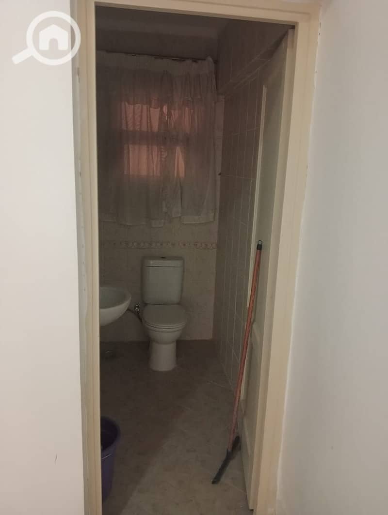 11 0c065123-dafe-46b9-b156-290fb36685b5. jpeg