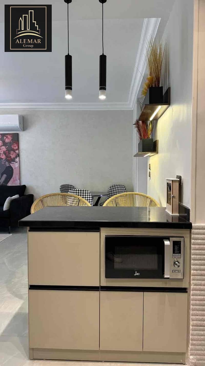 14 1c3c05b1-bacd-4059-94f0-920c39b72c88. jpg